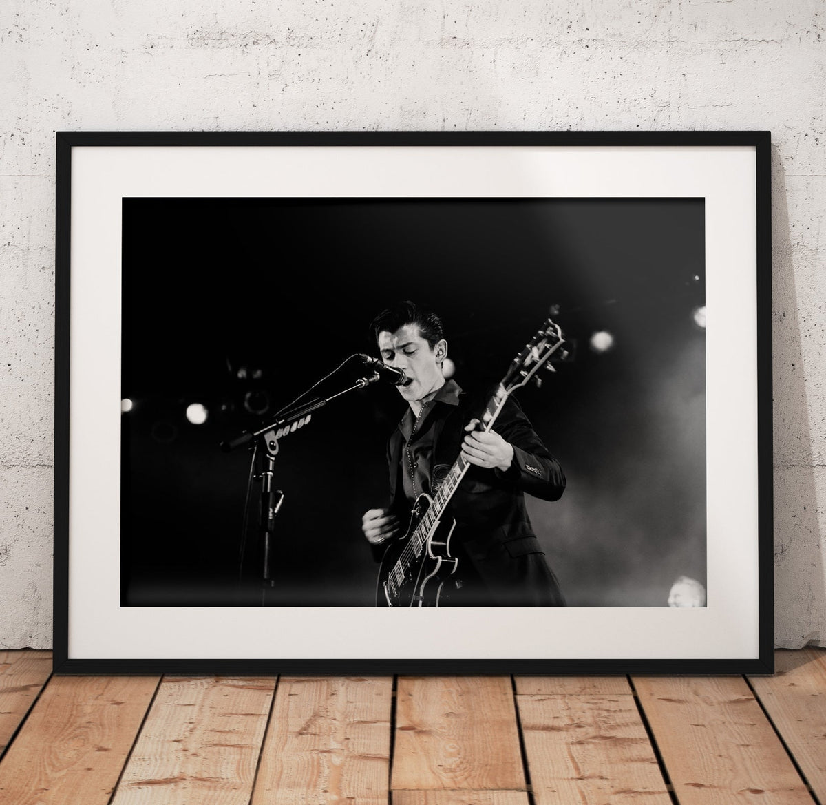 Arctic Monkeys Lead Concert | Far Out Art 