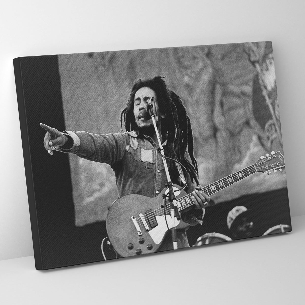 Bob Marley Concert | Far Out Art 