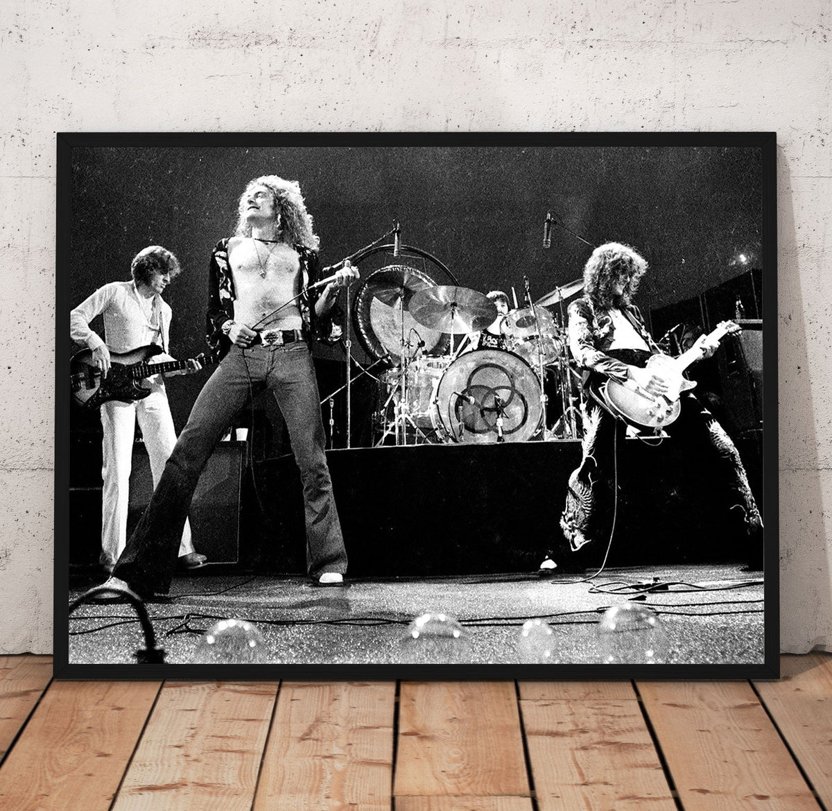 Led Zeppelin Concert | Far Out Art 